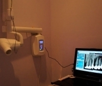 Clinica stomatologică stomatologică pe trecere clară