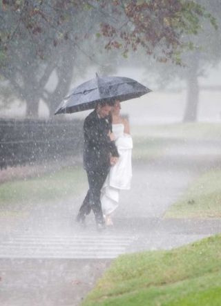 Nunta în ploaie