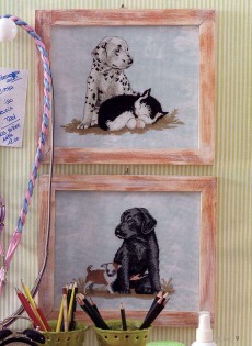 Scheme de broderie a unui câine și a unei pisici