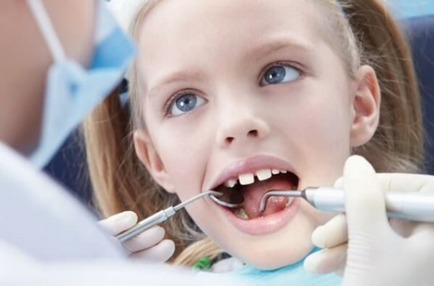 Tratamentul cu trei dinți, cauze, pericol