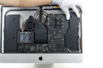 Instalarea ssd-ului suplimentar în imac 21