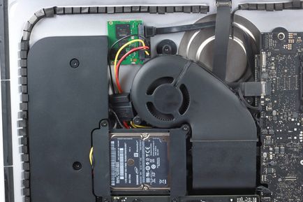 Instalarea ssd-ului suplimentar în imac 21