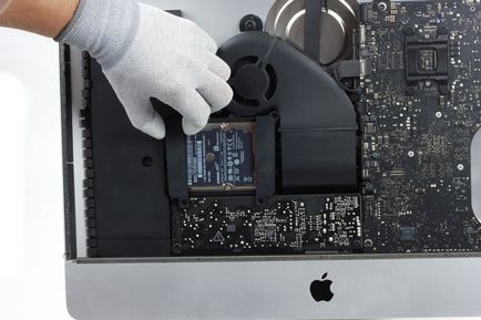 Instalarea ssd-ului suplimentar în imac 21