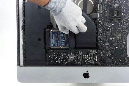 Instalarea ssd-ului suplimentar în imac 21