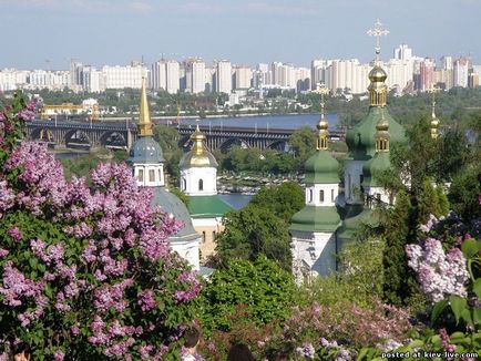 Manastirea Vydubitsky adresa - viața de la Kiev