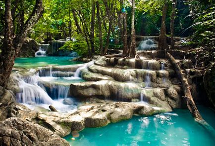 Cascada Eravan și parcul național cu același nume din Thailanda