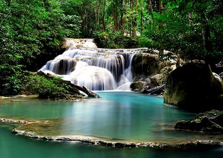 Cascada Eravan și parcul național cu același nume din Thailanda