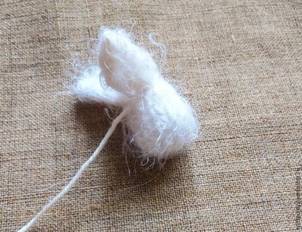 Am tricotat cu ace de tricotat al acestui iepure miniatural - târg de meșteșugari - manual, manual