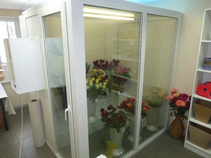 Холодильники для квітів