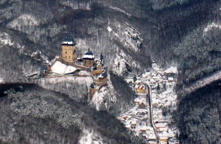 Castelul Karlstejn din Praga fotografie, video, istorie