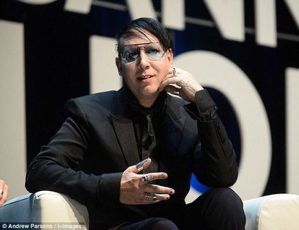 19 Fapte despre un tip neobișnuit numit Marilyn Manson