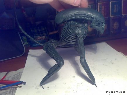 Alien (modelarea lecțiilor), partea 2, desene animate plastice și benzi desenate