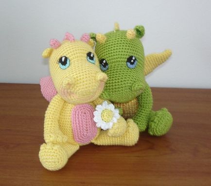 Amigurumi ábrák és leírások nyuszik és a róka kezdőknek mesterek