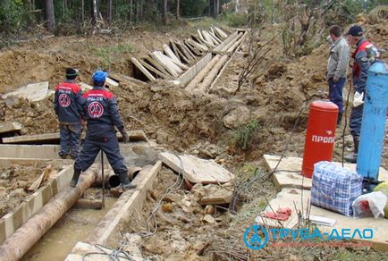 Аварійна служба водоканалу в Запоріжжі, труба-справу