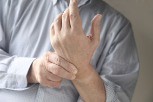 Îmbinarea degetului mare pe braț suferă ce trebuie să facă și cum se tratează