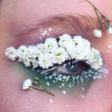 Floral make-up este o tendință absolut nebun 2017, 2018