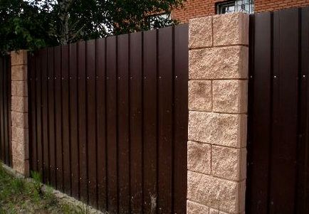 Blocuri de beton decorative pentru ziduri de gard