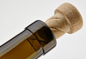 Десять способів відкрити пляшку вина без штопора