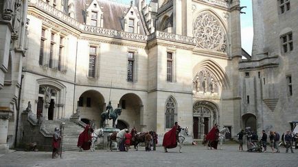 Donturistik, castelul Pierrefonds