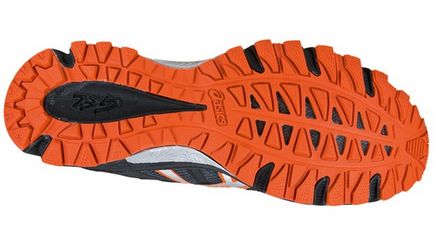 Pantofi pentru outfit pentru alergarea de iarnă (grame de adidași pentru bărbați) Costum pentru pantofi de alergat