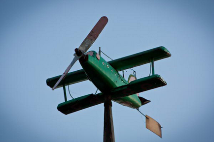 Weathervane pe acoperiș cu propriile mâini fotografie, planuri