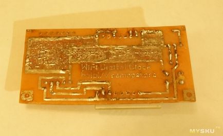 Foile de bachelită () ca soluție anticriză pentru fabricarea plăcilor cu circuite imprimate
