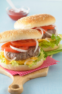 Гамбургер в домашніх умовах - 6 рецептів приготування