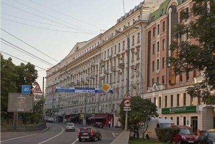 Unde locuiește Alsu, un apartament în Moscova, în triumful Palatului