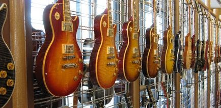 Gibson shop