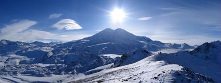 Muntele Elbrus în Caucaz