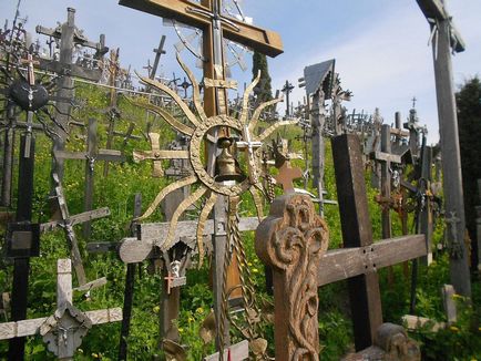 Гора хрестів в Литві, як дістатися і історія місця