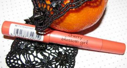 Ruj din creion esență fetiță floare cireșe - nuanța piersic de creion ruj pe