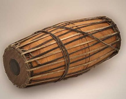 Историята на музика и музикални инструменти Изток