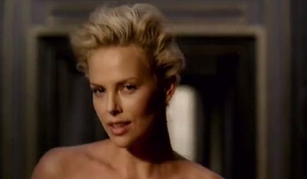 J imádni Charlize Theron az új hirdetési Dior kultusz illat Whisperer