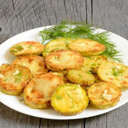 Zucchini, prăjite în rețete de făină și caracteristici de gătit