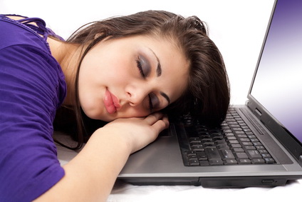 Как да се отървете от сънливост и безсъние предизвиква сънливост през деня и умора