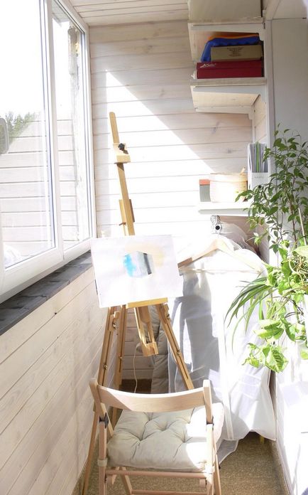 Cum de a aranja un birou de acasă pe balcon - fotografie