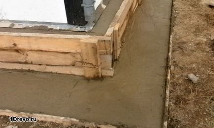 Як відремонтувати фундамент дерев'яного будинку своїми руками інструкція
