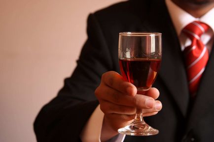 Ce băuturi alcoolice puteți bea cu vin pancreatic, vodcă sau bere fără alcool
