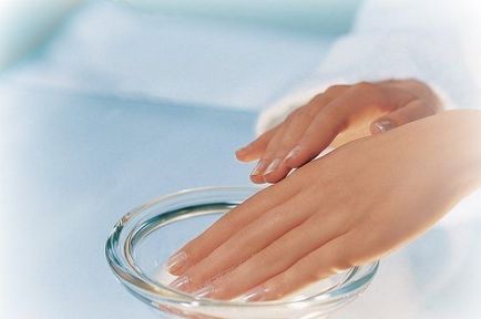 Cum să utilizați în mod corespunzător ulei de lavandă pentru unghii, unghii frumoase - adăugarea imaginii