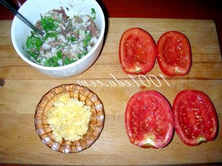 Як приготувати запечені помідори з м'ясом і рисом - гарячі страви