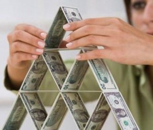 Як розпізнати фінансову піраміду, 12 ознак з коментарями, леді-інвестор