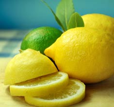 Як зробити домашній лимонний спрей для тіла