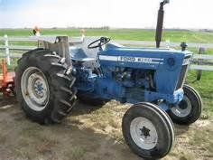 Cum să faci un tractor la controlul radio cu propriile mâini, revizuiți, 2017