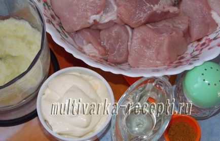 Burgonya sertéshúst multivarka recept egy fotó