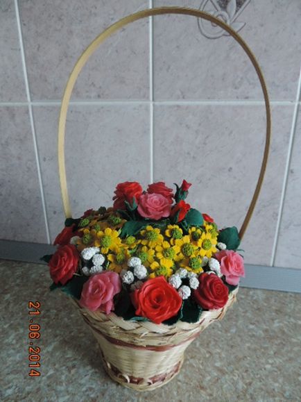 Coș de flori din porțelan rece