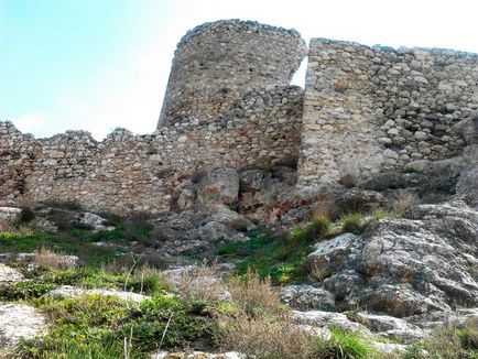 Фортеця Чембало в Балаклаві що подивитися, як дістатися, відгуки туристів