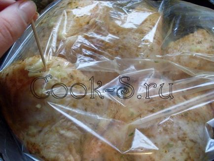 Курячі стегенця, запечені в рукаві - покроковий рецепт з фото, страви з курки