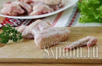 Курячі крильця в духовці з хрусткою скоринкою