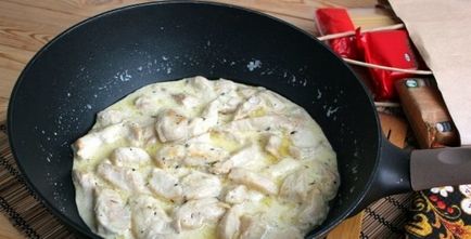 Csirke filé serpenyőben (tejszínes zöldségekkel) receptek